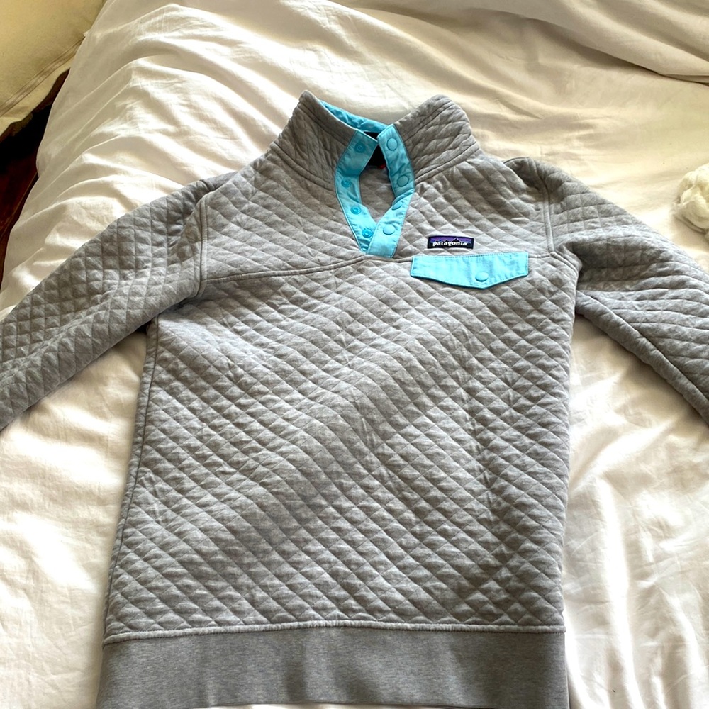 Patagonia sweatshirt xs small